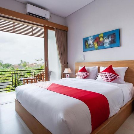 Oyo 1207 Pondok 789 Near Canggu Echo Beach Екстериор снимка