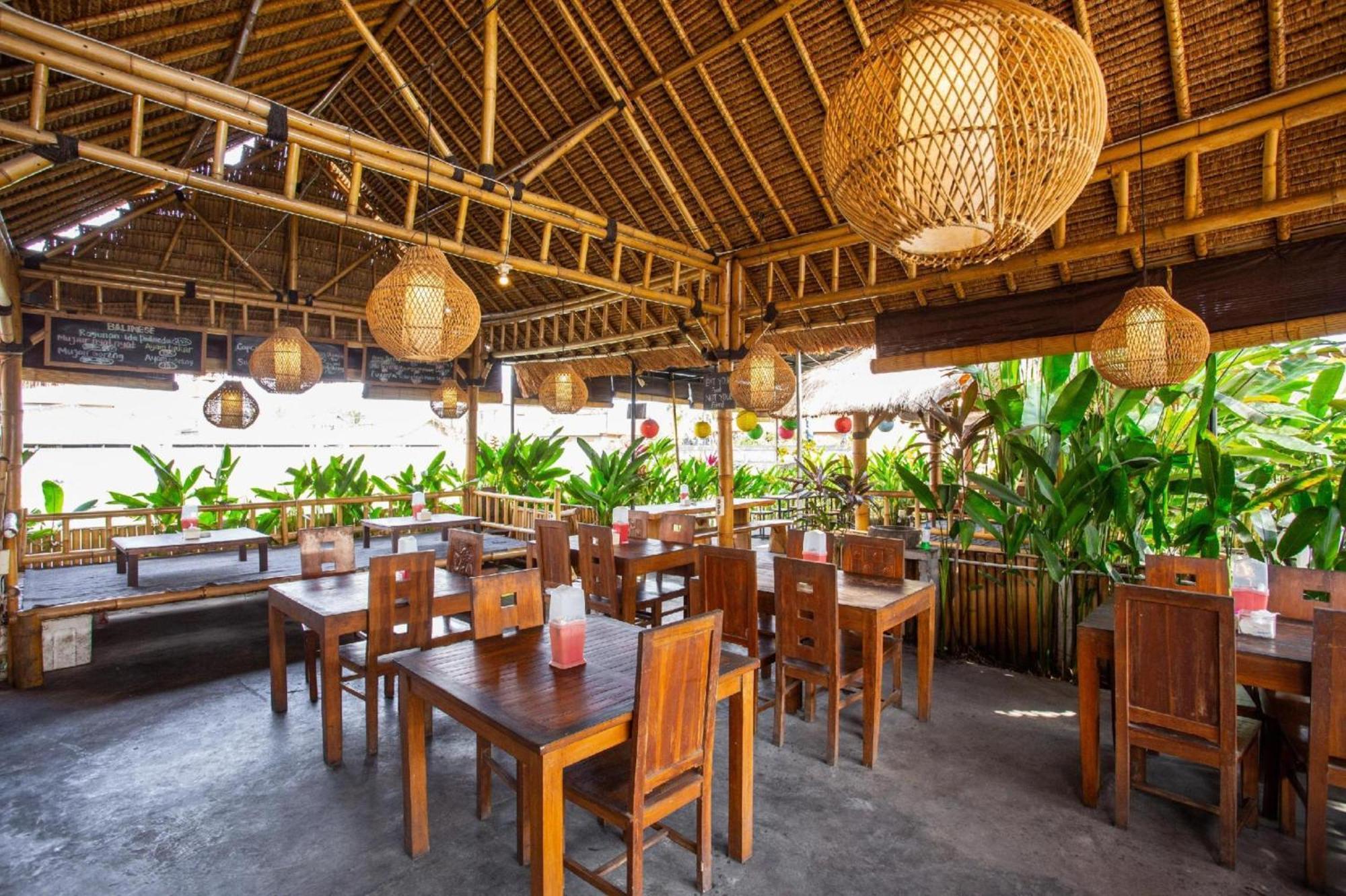 Oyo 1207 Pondok 789 Near Canggu Echo Beach Екстериор снимка