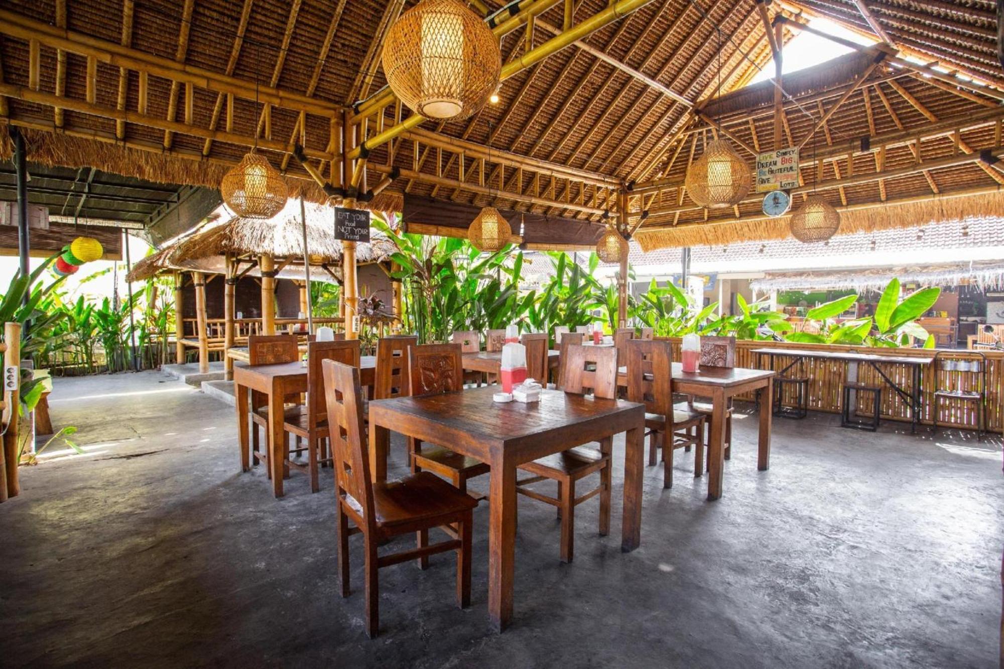 Oyo 1207 Pondok 789 Near Canggu Echo Beach Екстериор снимка